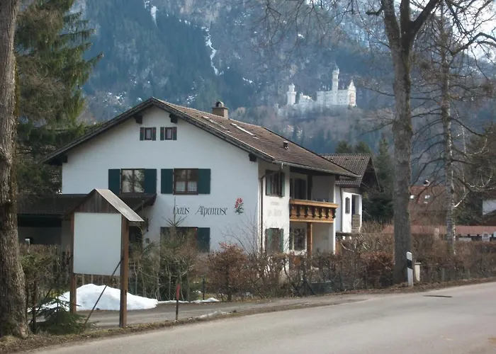 Haus Alpenrose *