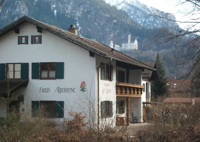 Haus Alpenrose *