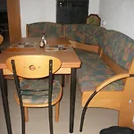 Haus Alpenrose *