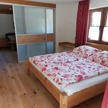 דירה Haus Alpenrose *